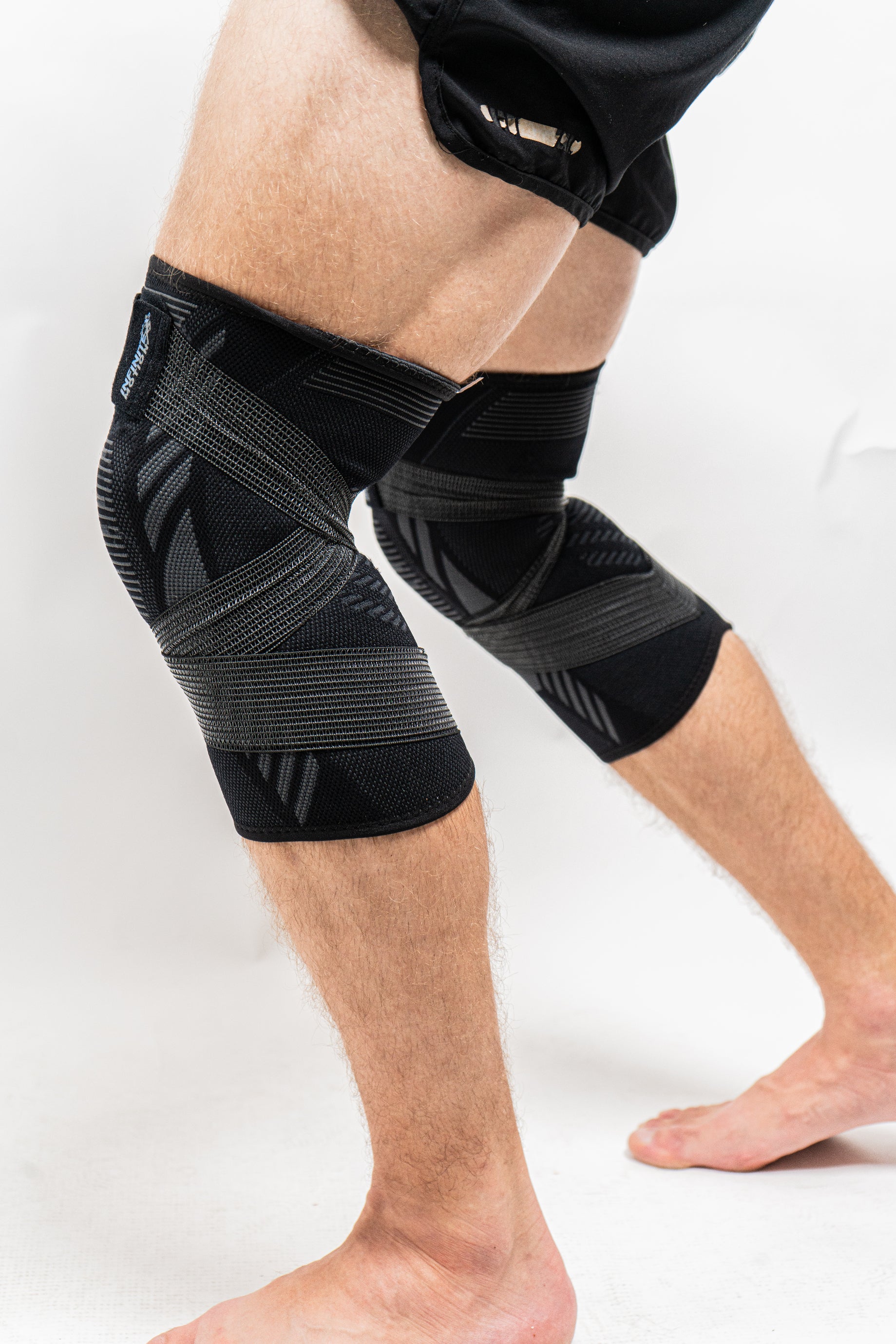 Black and Grey Knee Sleeve with Strap (Pair)